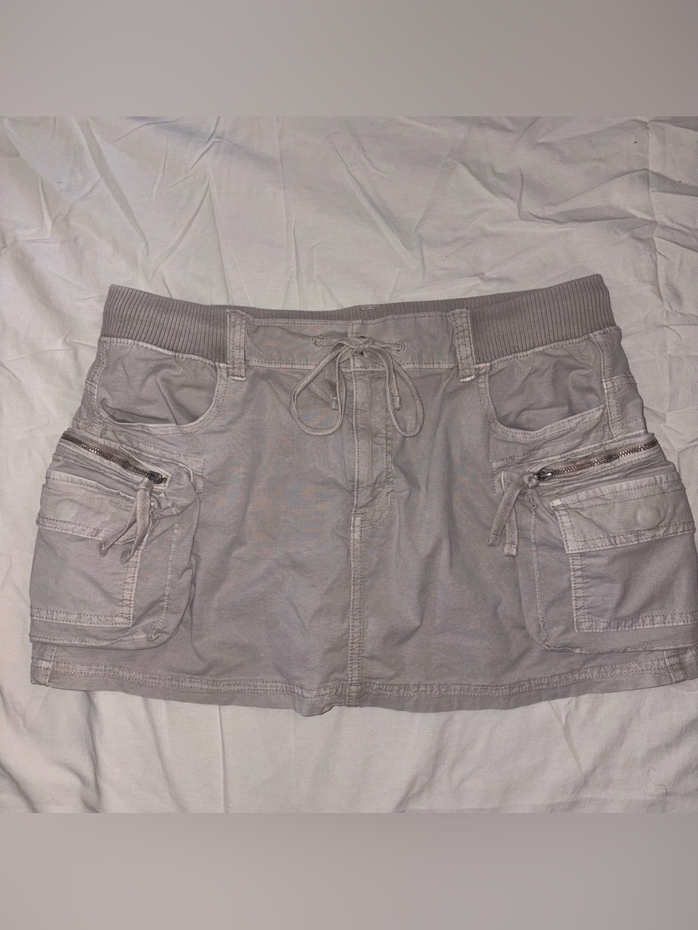 American Eagle Drawstring Cargo Mini Skirt in Light Taupe